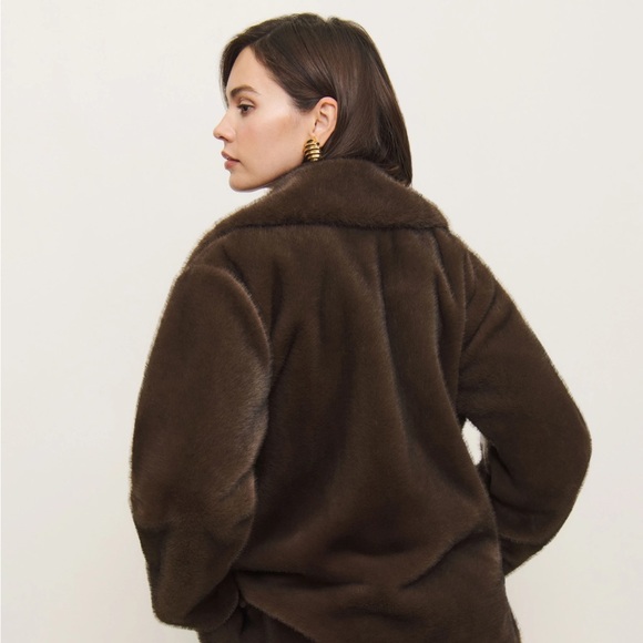 NWT Reformation Ellie Faux Fur Coat - Picture 7 of 8